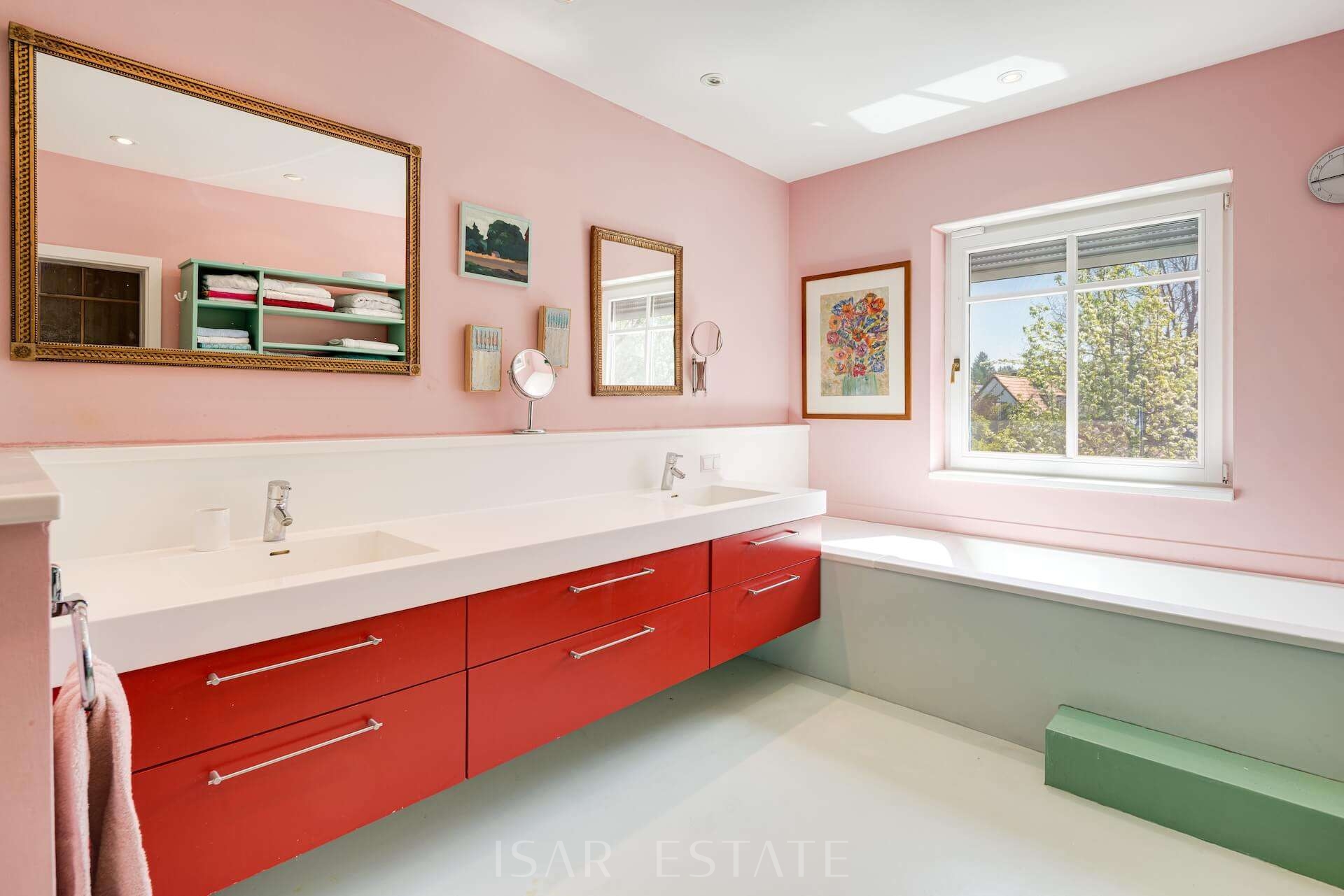 Badezimmer 1. OG 
